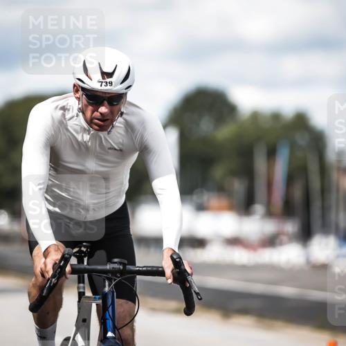 16.08.2026 - KN Förde Triathlon 2026 H.Heesch http://msf.ph/oto/9991138 16.08.2026 13:36:57 Radfahren  meine-sportfotos.de