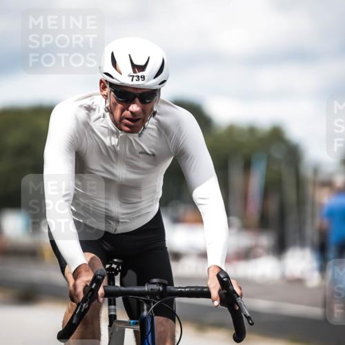 16.08.2026 - KN Förde Triathlon 2026 H.Heesch http://msf.ph/oto/9991141 16.08.2026 13:36:58 Radfahren  meine-sportfotos.de