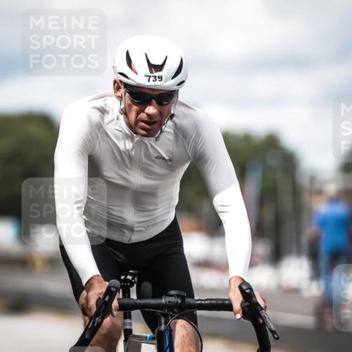 16.08.2026 - KN Förde Triathlon 2026 H.Heesch http://msf.ph/oto/9991142 16.08.2026 13:36:58 Radfahren  meine-sportfotos.de