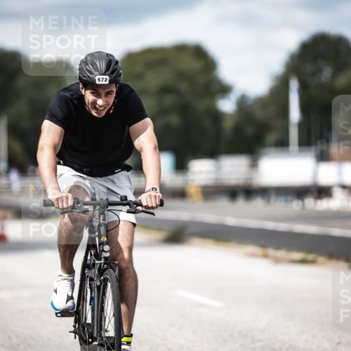 16.08.2026 - KN Förde Triathlon 2026 H.Heesch http://msf.ph/oto/9991148 16.08.2026 13:37:07 Radfahren  meine-sportfotos.de