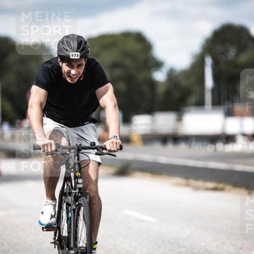 16.08.2026 - KN Förde Triathlon 2026 H.Heesch http://msf.ph/oto/9991149 16.08.2026 13:37:07 Radfahren  meine-sportfotos.de