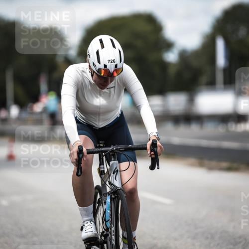 16.08.2026 - KN Förde Triathlon 2026 H.Heesch http://msf.ph/oto/9991165 16.08.2026 13:37:37 Radfahren  meine-sportfotos.de