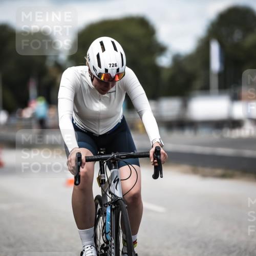 16.08.2026 - KN Förde Triathlon 2026 H.Heesch http://msf.ph/oto/9991166 16.08.2026 13:37:37 Radfahren  meine-sportfotos.de
