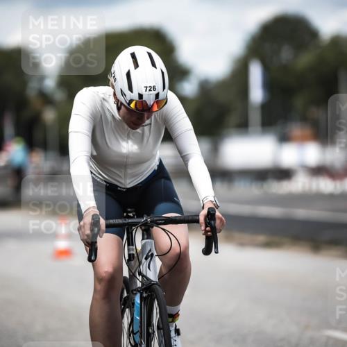 16.08.2026 - KN Förde Triathlon 2026 H.Heesch http://msf.ph/oto/9991168 16.08.2026 13:37:37 Radfahren  meine-sportfotos.de
