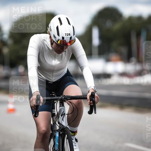 16.08.2026 - KN Förde Triathlon 2026 H.Heesch http://msf.ph/oto/9991170 16.08.2026 13:37:38 Radfahren  meine-sportfotos.de