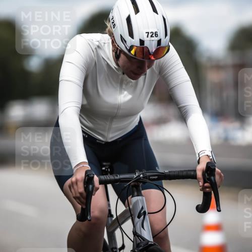 16.08.2026 - KN Förde Triathlon 2026 H.Heesch http://msf.ph/oto/9991176 16.08.2026 13:37:38 Radfahren  meine-sportfotos.de
