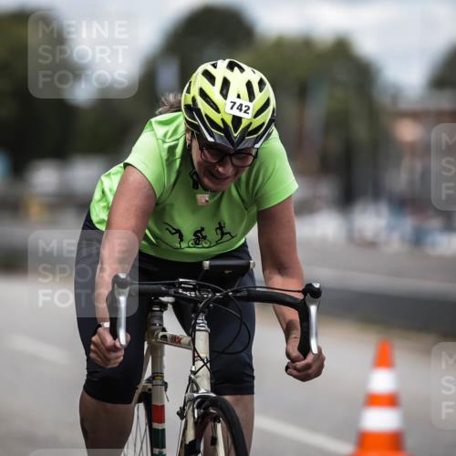 16.08.2026 - KN Förde Triathlon 2026 H.Heesch http://msf.ph/oto/9991194 16.08.2026 13:37:47 Radfahren 717 meine-sportfotos.de
