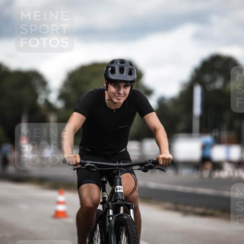 16.08.2026 - KN Förde Triathlon 2026 H.Heesch http://msf.ph/oto/9991225 16.08.2026 13:38:26 Radfahren  meine-sportfotos.de