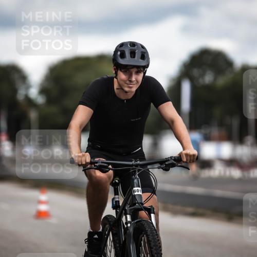 16.08.2026 - KN Förde Triathlon 2026 H.Heesch http://msf.ph/oto/9991228 16.08.2026 13:38:26 Radfahren  meine-sportfotos.de