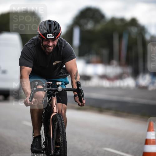 16.08.2026 - KN Förde Triathlon 2026 H.Heesch http://msf.ph/oto/9991240 16.08.2026 13:39:09 Radfahren  meine-sportfotos.de