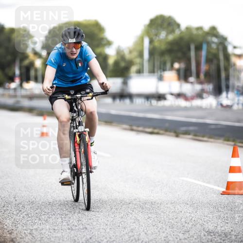 16.08.2026 - KN Förde Triathlon 2026 H.Heesch http://msf.ph/oto/9991263 16.08.2026 13:40:51 Radfahren  meine-sportfotos.de