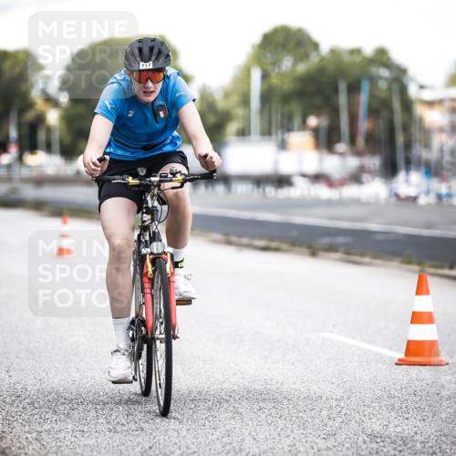 16.08.2026 - KN Förde Triathlon 2026 H.Heesch http://msf.ph/oto/9991266 16.08.2026 13:40:51 Radfahren  meine-sportfotos.de