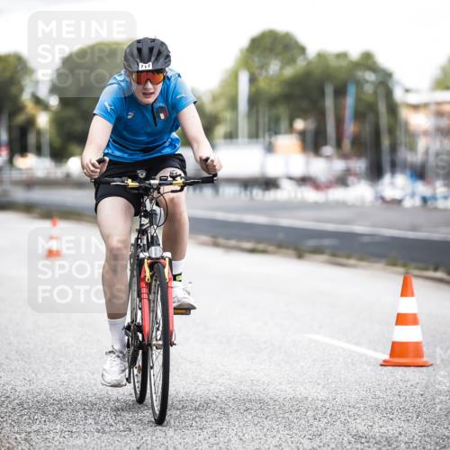 16.08.2026 - KN Förde Triathlon 2026 H.Heesch http://msf.ph/oto/9991267 16.08.2026 13:40:51 Radfahren  meine-sportfotos.de
