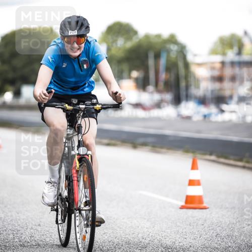 16.08.2026 - KN Förde Triathlon 2026 H.Heesch http://msf.ph/oto/9991271 16.08.2026 13:40:51 Radfahren  meine-sportfotos.de