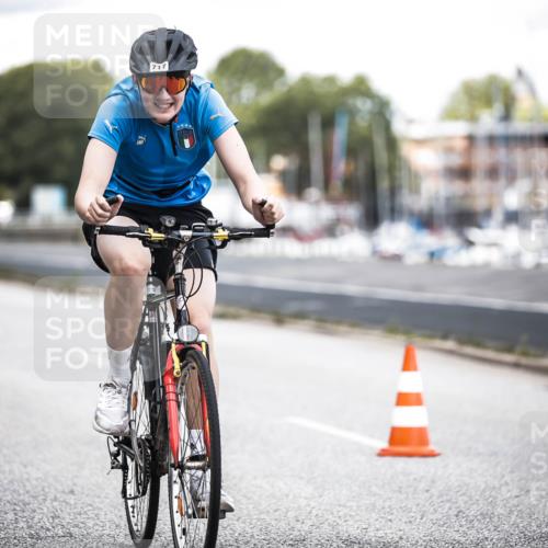 16.08.2026 - KN Förde Triathlon 2026 H.Heesch http://msf.ph/oto/9991272 16.08.2026 13:40:51 Radfahren  meine-sportfotos.de