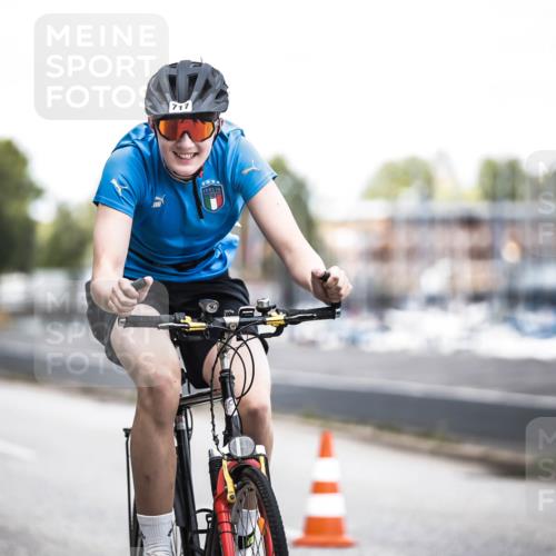 16.08.2026 - KN Förde Triathlon 2026 H.Heesch http://msf.ph/oto/9991277 16.08.2026 13:40:51 Radfahren  meine-sportfotos.de