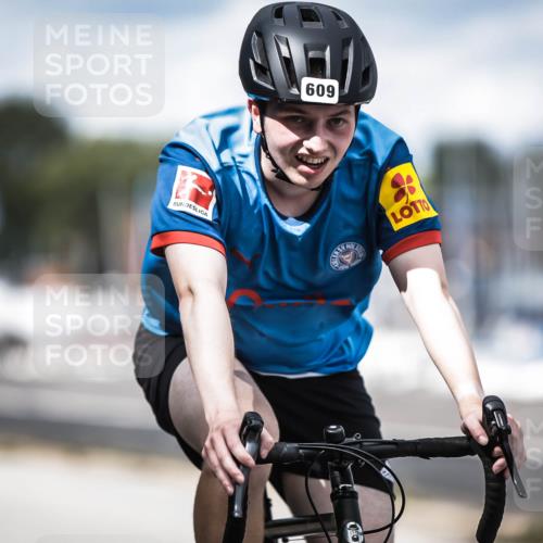 16.08.2026 - KN Förde Triathlon 2026 H.Heesch http://msf.ph/oto/9991312 16.08.2026 13:44:46 Radfahren  meine-sportfotos.de