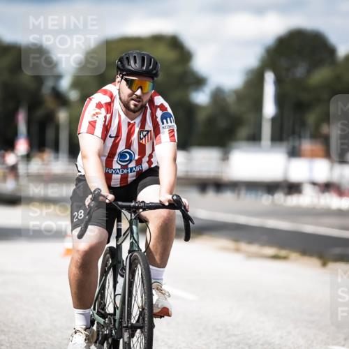 16.08.2026 - KN Förde Triathlon 2026 H.Heesch http://msf.ph/oto/9991314 16.08.2026 13:45:09 Radfahren  meine-sportfotos.de