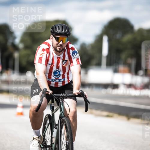 16.08.2026 - KN Förde Triathlon 2026 H.Heesch http://msf.ph/oto/9991317 16.08.2026 13:45:09 Radfahren  meine-sportfotos.de