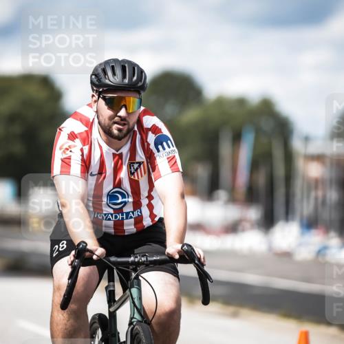 16.08.2026 - KN Förde Triathlon 2026 H.Heesch http://msf.ph/oto/9991324 16.08.2026 13:45:09 Radfahren  meine-sportfotos.de