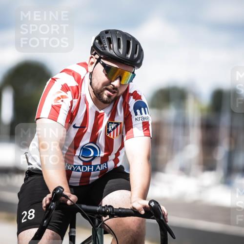 16.08.2026 - KN Förde Triathlon 2026 H.Heesch http://msf.ph/oto/9991331 16.08.2026 13:45:10 Radfahren  meine-sportfotos.de
