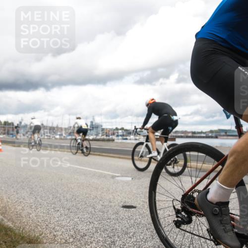 16.08.2026 - KN Förde Triathlon 2026 H.Heesch http://msf.ph/oto/9991337 16.08.2026 13:12:10 Radfahren 523, 542, 555, 578, 589, 729, 746 meine-sportfotos.de