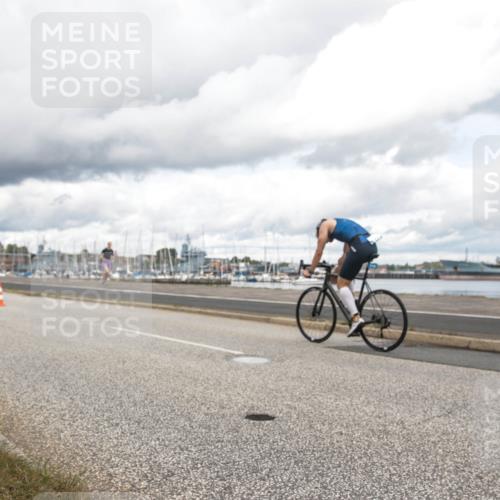 16.08.2026 - KN Förde Triathlon 2026 H.Heesch http://msf.ph/oto/9991350 16.08.2026 13:12:53 Radfahren 514, 595, 708 meine-sportfotos.de