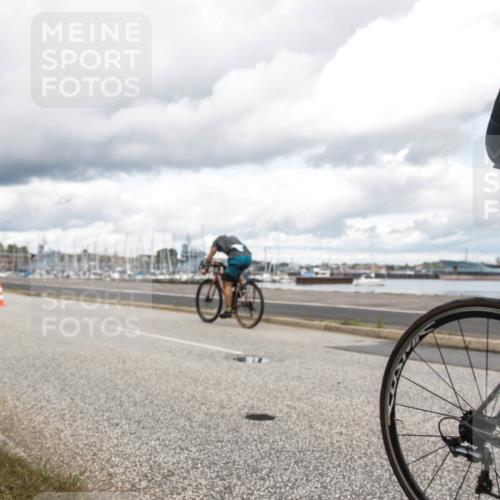 16.08.2026 - KN Förde Triathlon 2026 H.Heesch http://msf.ph/oto/9991357 16.08.2026 13:13:04 Radfahren 556, 588, 734 meine-sportfotos.de