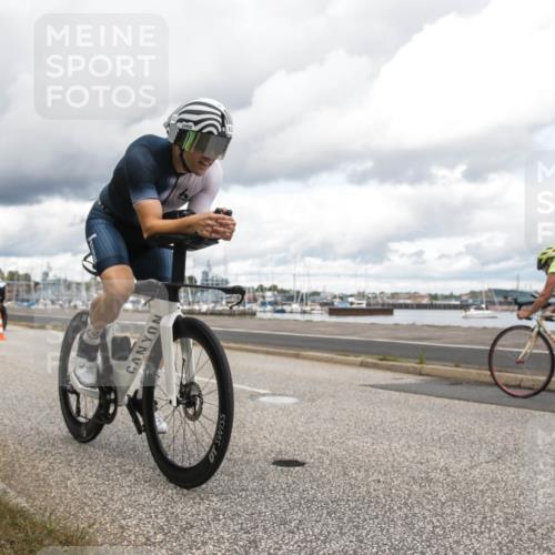 16.08.2026 - KN Förde Triathlon 2026 H.Heesch http://msf.ph/oto/9991363 16.08.2026 13:13:16 Radfahren 532, 539, 587, 721, 730, 747 meine-sportfotos.de