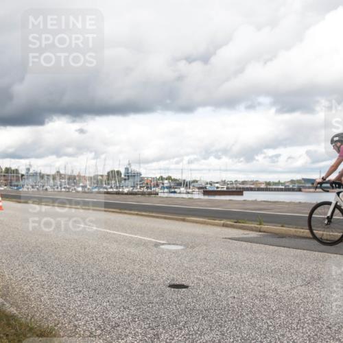 16.08.2026 - KN Förde Triathlon 2026 H.Heesch http://msf.ph/oto/9991385 16.08.2026 13:14:17 Radfahren 530, 540, 548, 604, 611, 705 meine-sportfotos.de