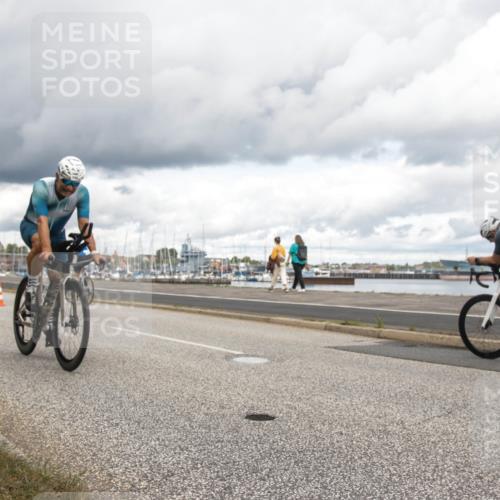16.08.2026 - KN Förde Triathlon 2026 H.Heesch http://msf.ph/oto/9991390 16.08.2026 13:14:24 Radfahren 546, 555, 561, 568, 610, 705, 740 meine-sportfotos.de