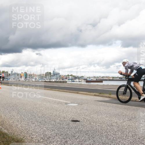 16.08.2026 - KN Förde Triathlon 2026 H.Heesch http://msf.ph/oto/9991399 16.08.2026 13:14:37 Radfahren 521, 533, 724, 726, 739 meine-sportfotos.de