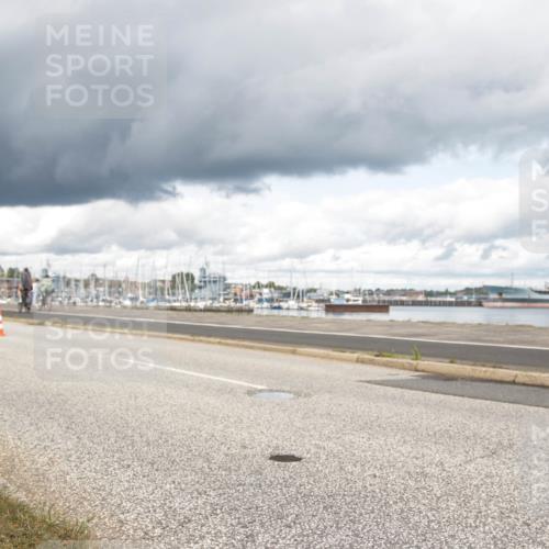 16.08.2026 - KN Förde Triathlon 2026 H.Heesch http://msf.ph/oto/9991425 16.08.2026 13:16:13 Radfahren 566, 567, 585, 727, 732, 738 meine-sportfotos.de