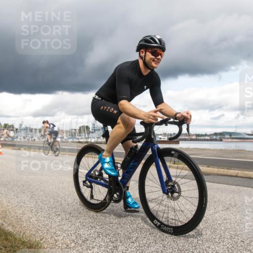 16.08.2026 - KN Förde Triathlon 2026 H.Heesch http://msf.ph/oto/9991454 16.08.2026 13:17:16 Radfahren 707, 743 meine-sportfotos.de