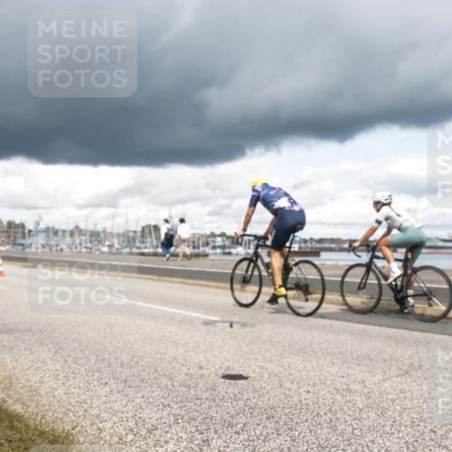 16.08.2026 - KN Förde Triathlon 2026 H.Heesch http://msf.ph/oto/9991476 16.08.2026 13:18:37 Radfahren 547, 592 meine-sportfotos.de