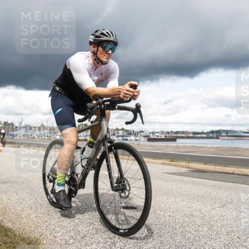 16.08.2026 - KN Förde Triathlon 2026 H.Heesch http://msf.ph/oto/9991479 16.08.2026 13:18:45 Radfahren 559, 566, 597, 603, 609, 715, 718 meine-sportfotos.de