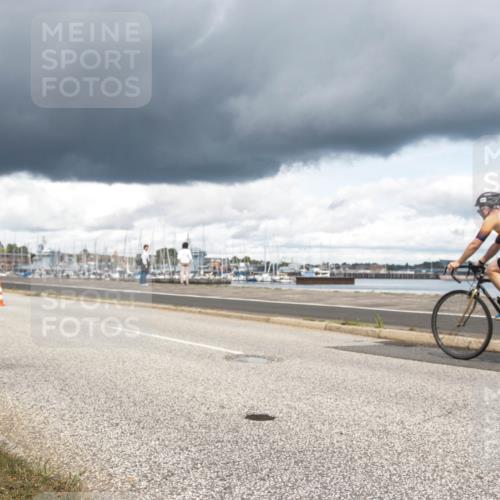 16.08.2026 - KN Förde Triathlon 2026 H.Heesch http://msf.ph/oto/9991480 16.08.2026 13:18:45 Radfahren 559, 566, 597, 603, 609, 715, 718 meine-sportfotos.de