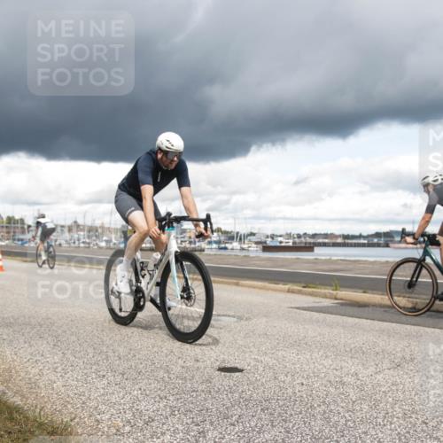 16.08.2026 - KN Förde Triathlon 2026 H.Heesch http://msf.ph/oto/9991482 16.08.2026 13:18:48 Radfahren 603, 609, 715, 718 meine-sportfotos.de