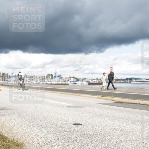 16.08.2026 - KN Förde Triathlon 2026 H.Heesch http://msf.ph/oto/9991504 16.08.2026 13:19:40 Radfahren 586, 743 meine-sportfotos.de