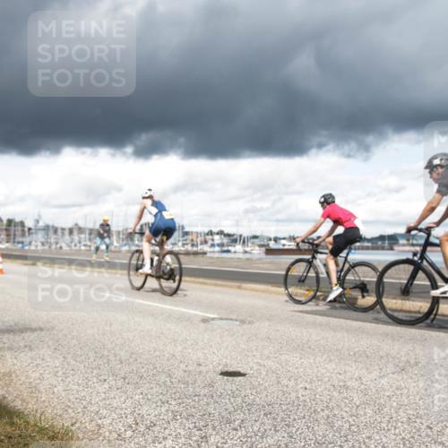 16.08.2026 - KN Förde Triathlon 2026 H.Heesch http://msf.ph/oto/9991538 16.08.2026 13:21:09 Radfahren 572, 596, 747 meine-sportfotos.de