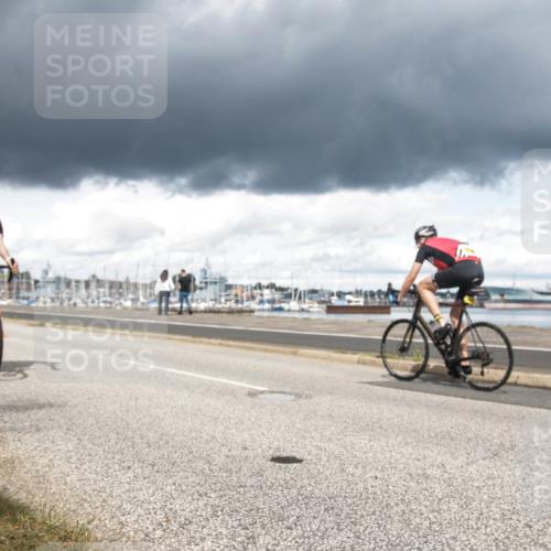 16.08.2026 - KN Förde Triathlon 2026 H.Heesch http://msf.ph/oto/9991547 16.08.2026 13:21:44 Radfahren 595, 704, 705, 730 meine-sportfotos.de