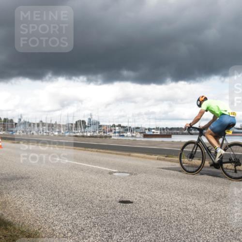 16.08.2026 - KN Förde Triathlon 2026 H.Heesch http://msf.ph/oto/9991563 16.08.2026 13:22:39 Radfahren 601, 721, 737 meine-sportfotos.de