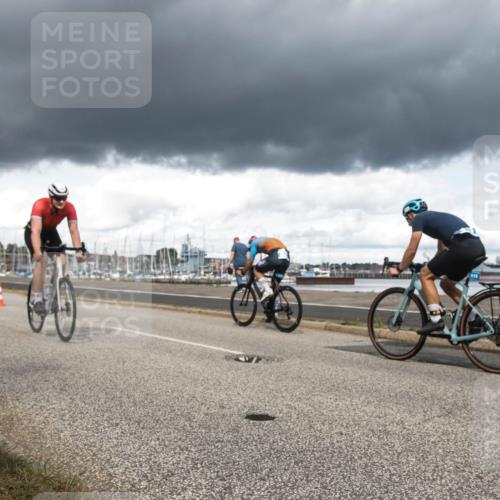 16.08.2026 - KN Förde Triathlon 2026 H.Heesch http://msf.ph/oto/9991567 16.08.2026 13:22:54 Radfahren 550, 612 meine-sportfotos.de