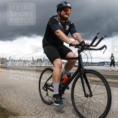 16.08.2026 - KN Förde Triathlon 2026 H.Heesch http://msf.ph/oto/9991585 16.08.2026 13:23:50 Radfahren 517, 535, 545, 578, 581, 589, 729, 746 meine-sportfotos.de