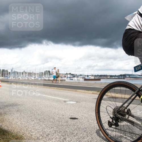 16.08.2026 - KN Förde Triathlon 2026 H.Heesch http://msf.ph/oto/9991592 16.08.2026 13:24:11 Radfahren 531, 572, 585, 732, 736 meine-sportfotos.de