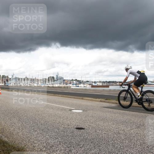 16.08.2026 - KN Förde Triathlon 2026 H.Heesch http://msf.ph/oto/9991600 16.08.2026 13:24:31 Radfahren 595 meine-sportfotos.de