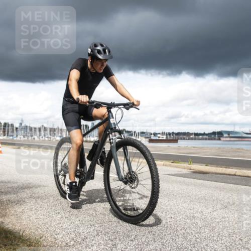 16.08.2026 - KN Förde Triathlon 2026 H.Heesch http://msf.ph/oto/9991617 16.08.2026 13:25:44 Radfahren 601, 711 meine-sportfotos.de