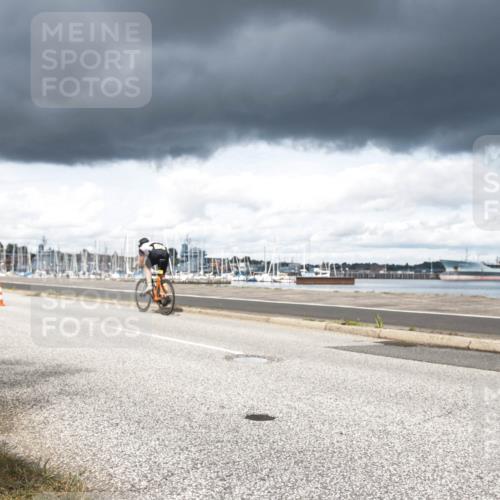 16.08.2026 - KN Förde Triathlon 2026 H.Heesch http://msf.ph/oto/9991618 16.08.2026 13:25:47 Radfahren  meine-sportfotos.de