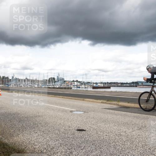 16.08.2026 - KN Förde Triathlon 2026 H.Heesch http://msf.ph/oto/9991663 16.08.2026 13:30:16 Radfahren  meine-sportfotos.de