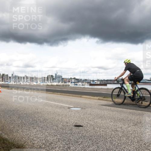 16.08.2026 - KN Förde Triathlon 2026 H.Heesch http://msf.ph/oto/9991664 16.08.2026 13:30:45 Radfahren 737 meine-sportfotos.de
